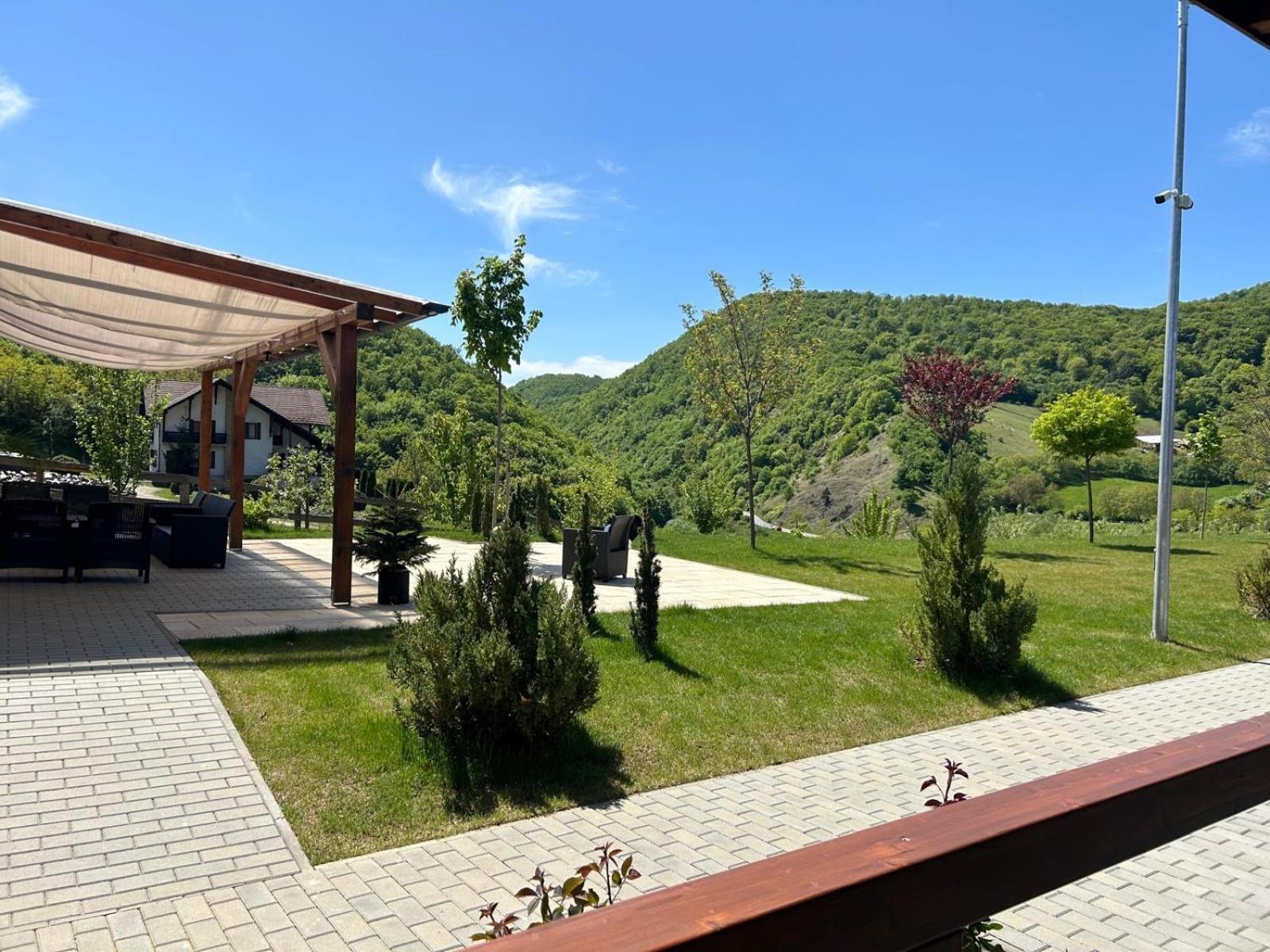 Home Resort Rs Moldovenesti Экстерьер фото